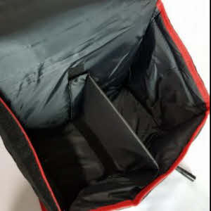 lunchbackpack van boven open